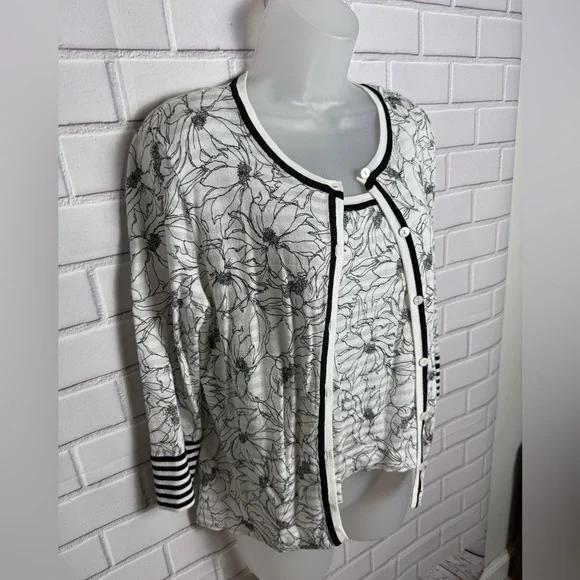 Dana Buchman Black and White 2pcs set floral tank top and Striped Cardigan/MP - Picture 9 of 13